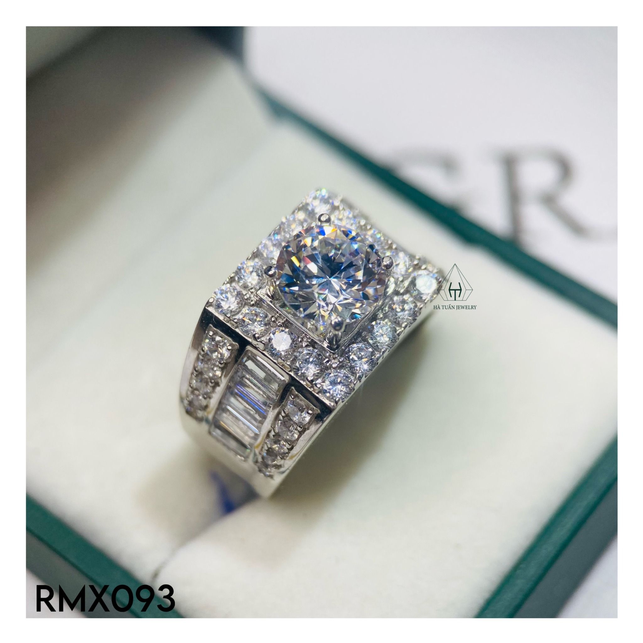 RMX093 8mm Nhẫn nam viền đá