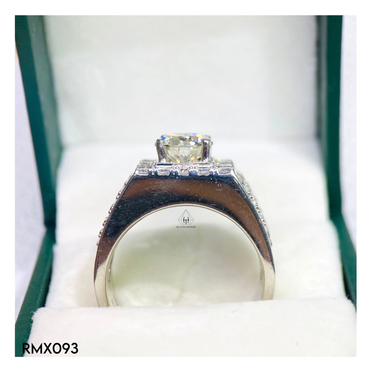RMX093 8mm Nhẫn nam viền đá