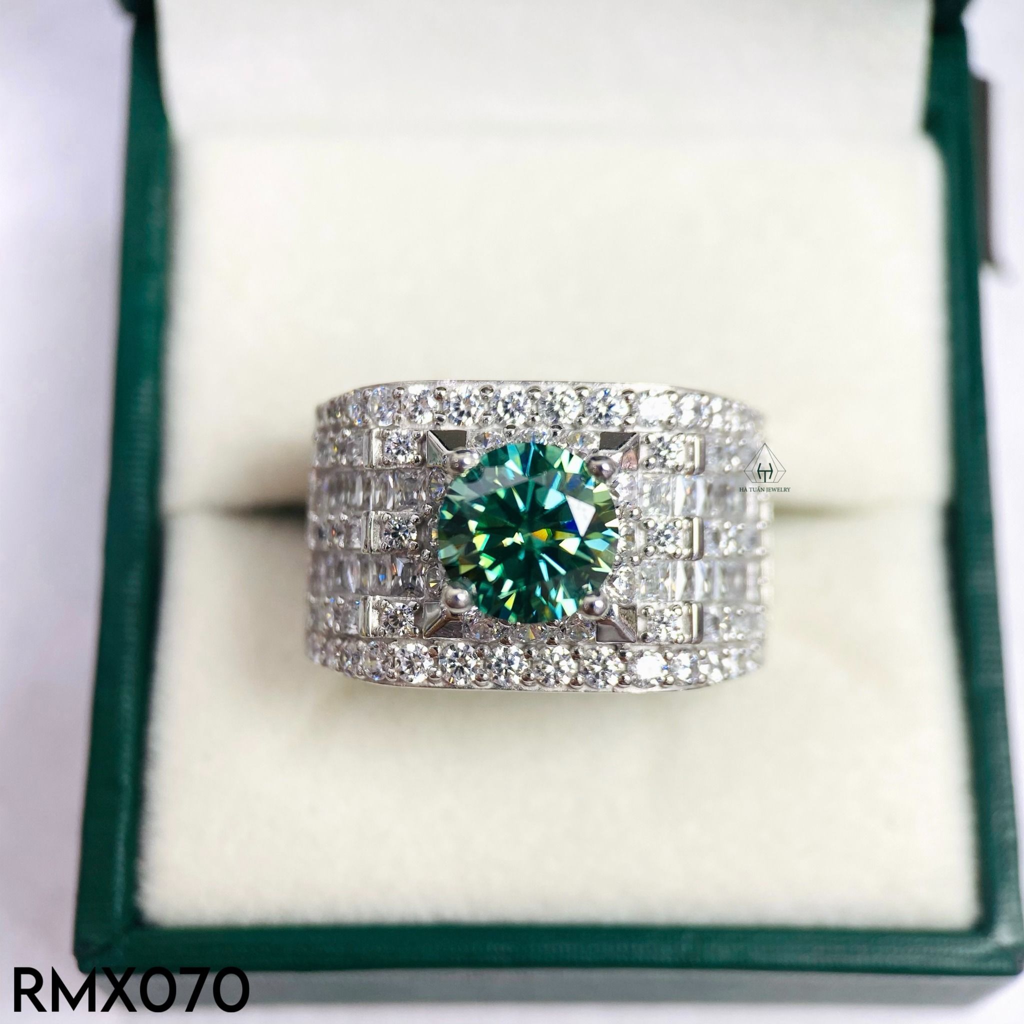 RMX070 8mm Nhẫn nam viền đá