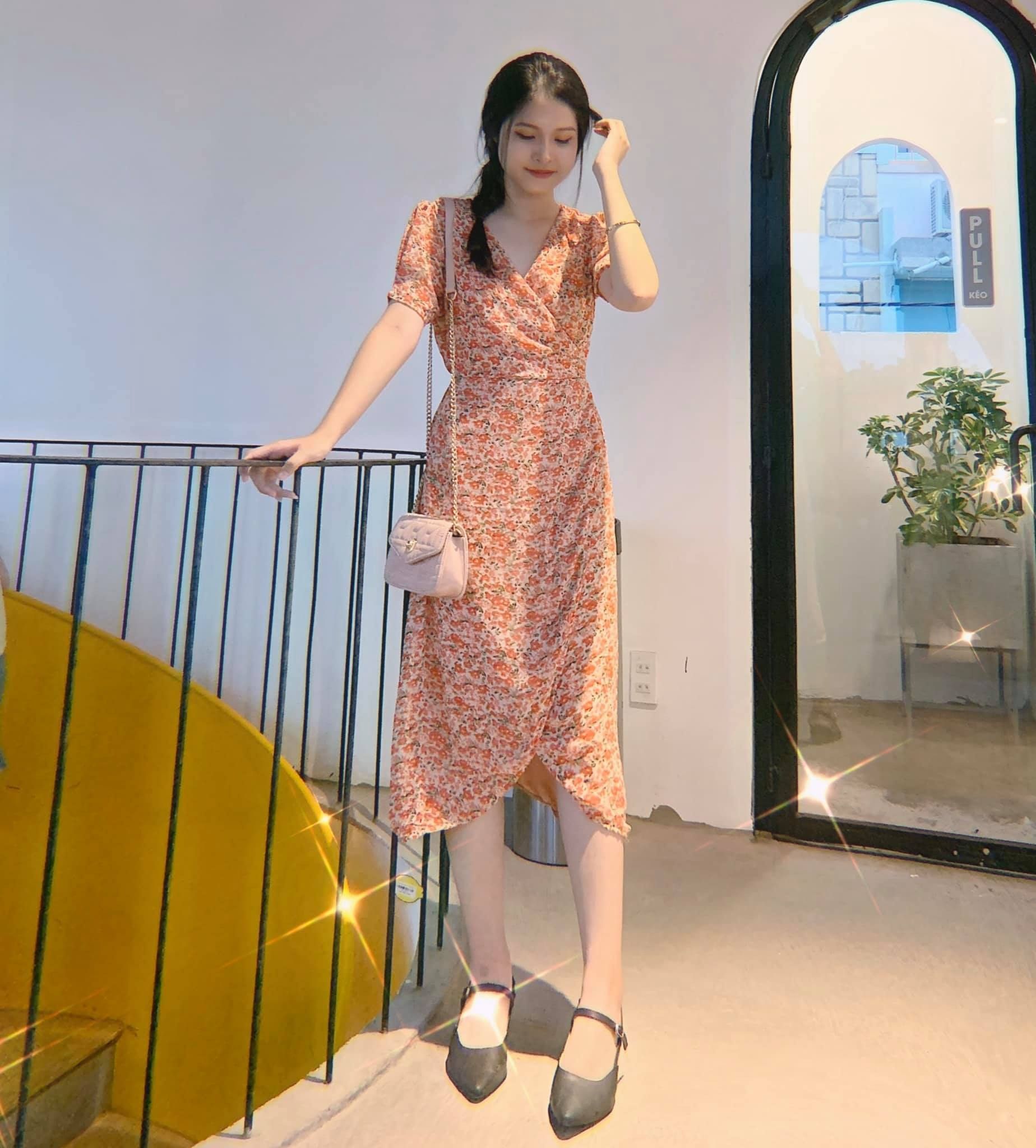 Đầm hoa maxi hồng