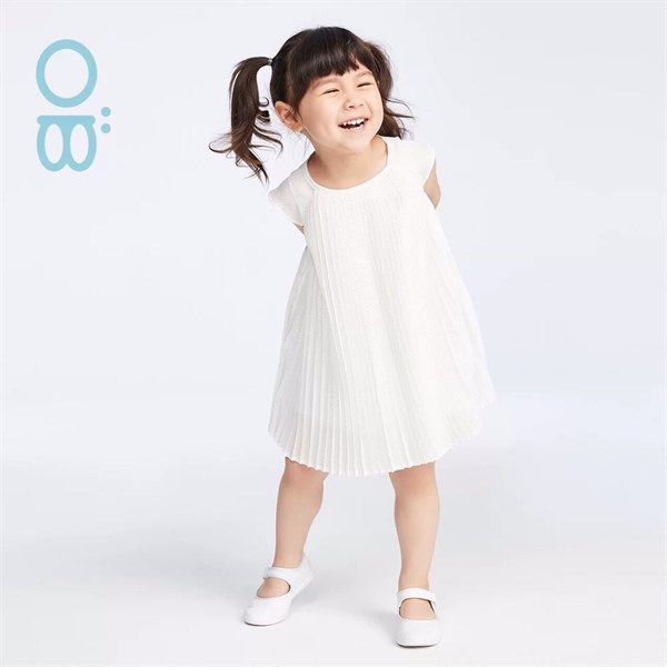 Váy trắng xếp li Obaibi