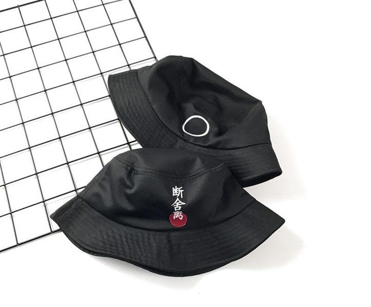 Nón bucket qc logo 2 mặt tròn + chữ trung