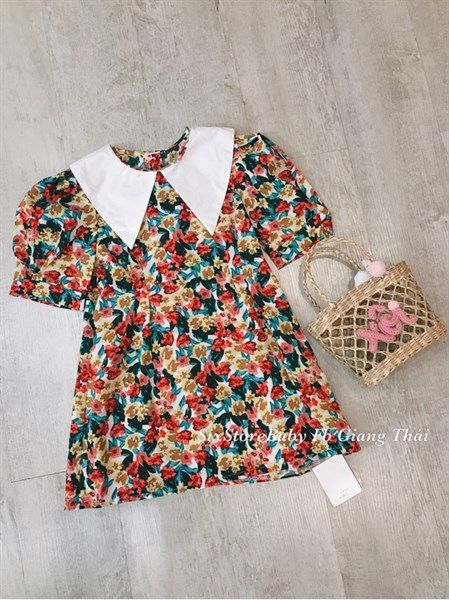Váy hoa cổ Đức
