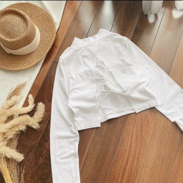 Áo croptop đan dây lưng