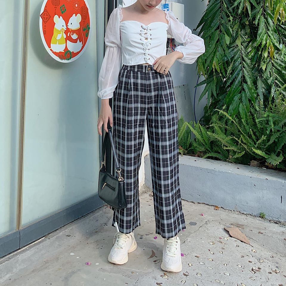 Áo đan dây ngực