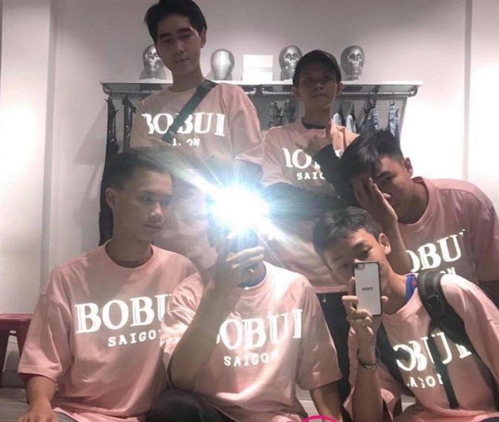 Áo thun Bo Bui phản quang màu hồng
