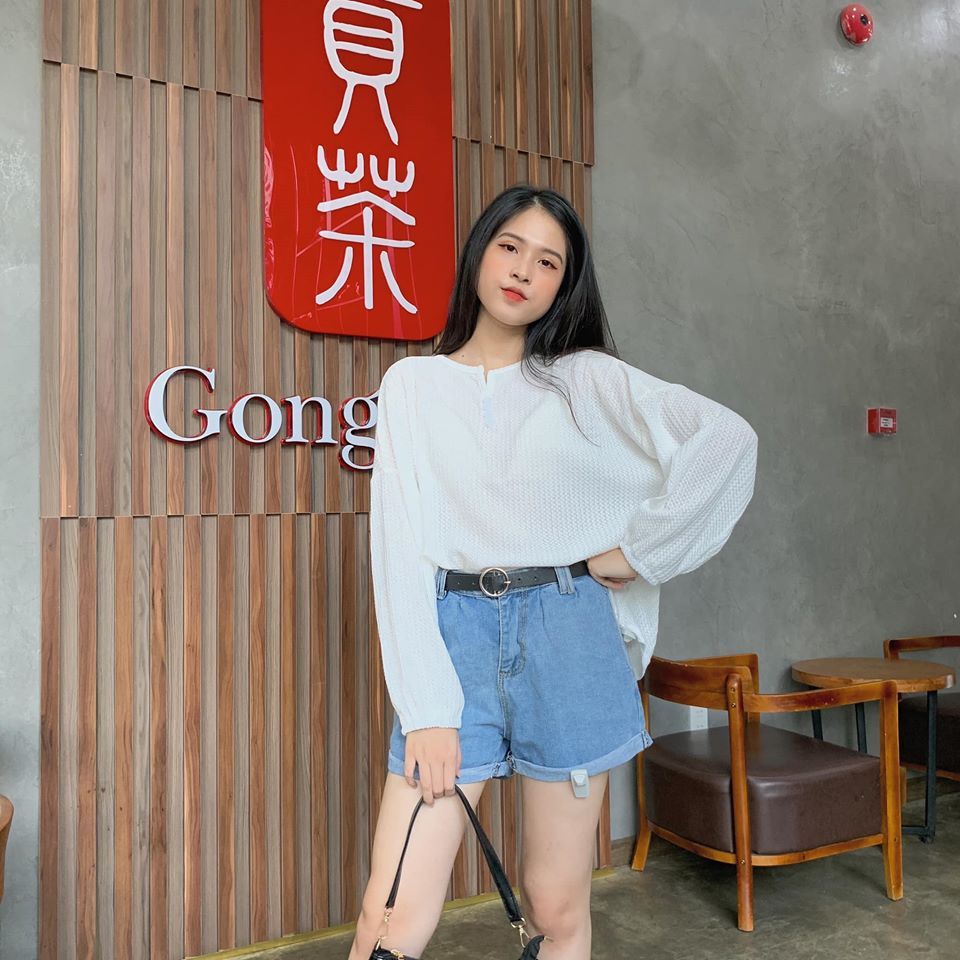 Quần short jean kèm belt