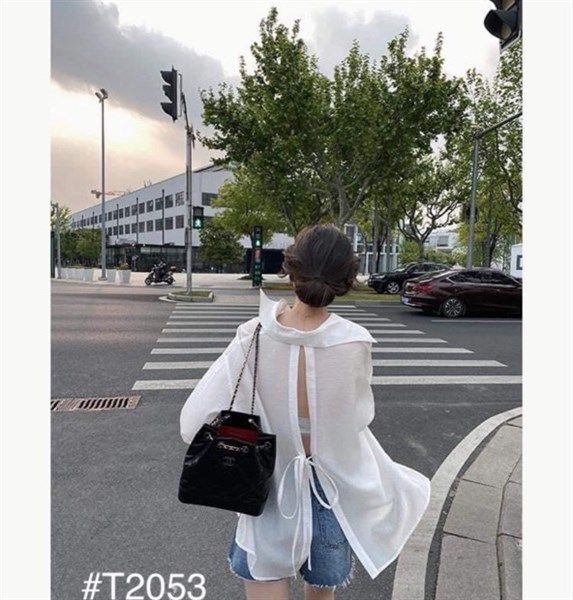 Áo sơmi cột dây lưng