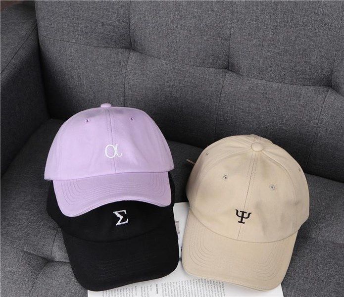 Nón kết qc logo chữ la mã