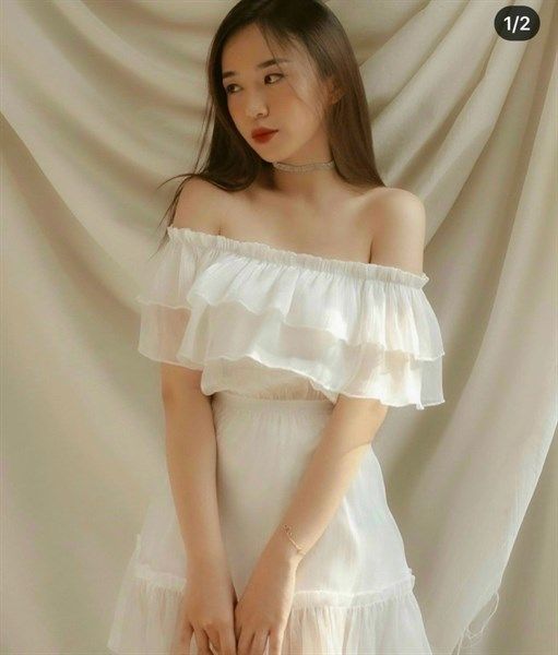 Đầm trắng bẹt vai chiffon