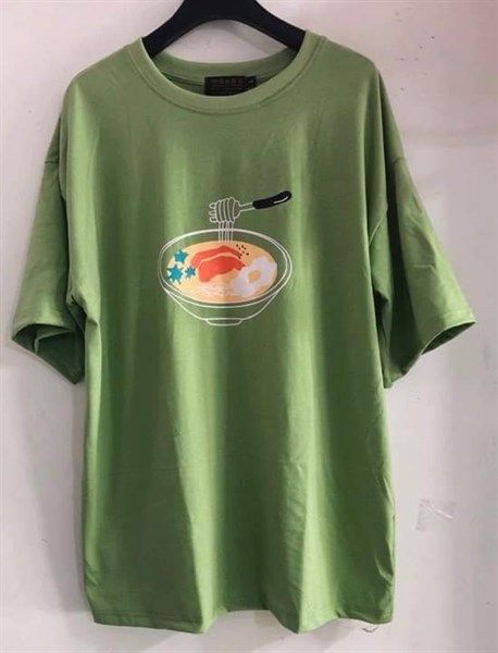 Áo thun over tô mì trứng xanh