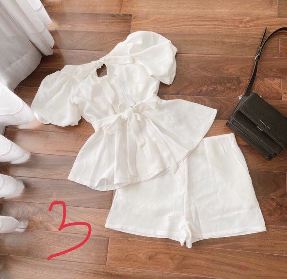 Set áo tay phồng + short
