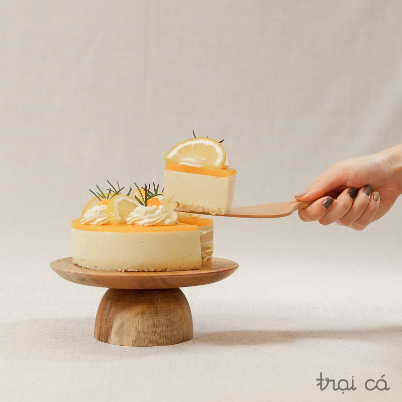  Cakestand gỗ keo 