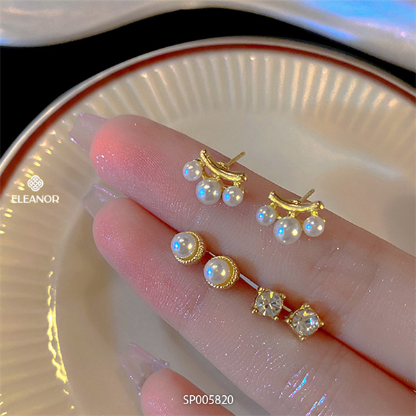 Bông tai SET - SP005820 màu vàng