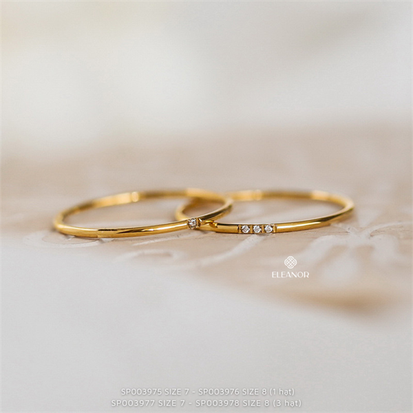 Nhẫn - SP003978 size 8 (3 hạt đá)
