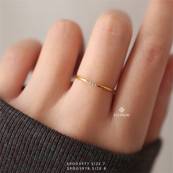 Nhẫn - SP003978 size 8 (3 hạt đá)
