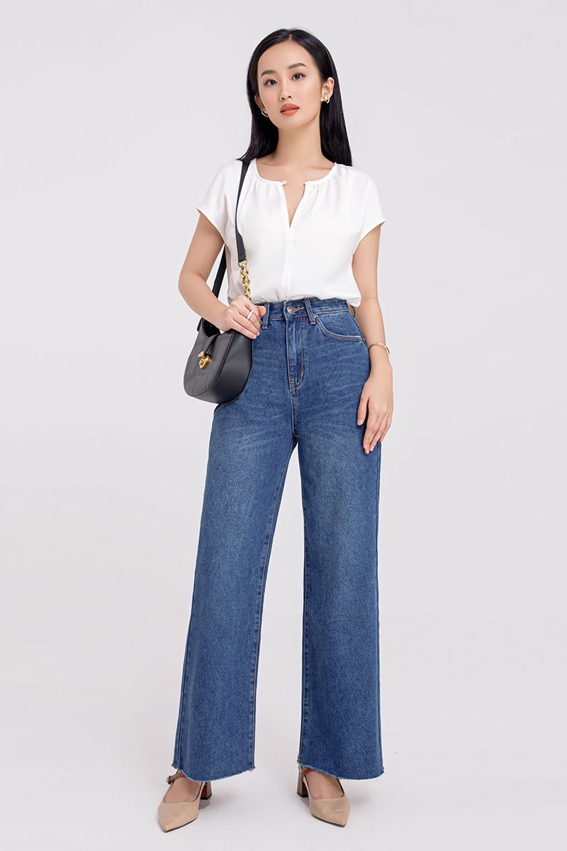 Áo kiểu nữ cổ tròn xếp ly FWBL21SS02C