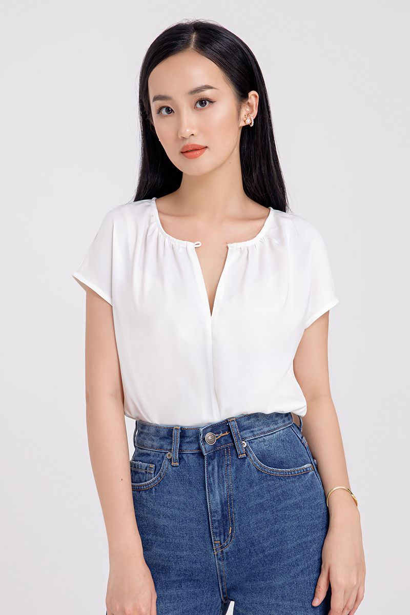 Áo kiểu nữ cổ tròn xếp ly FWBL21SS02C