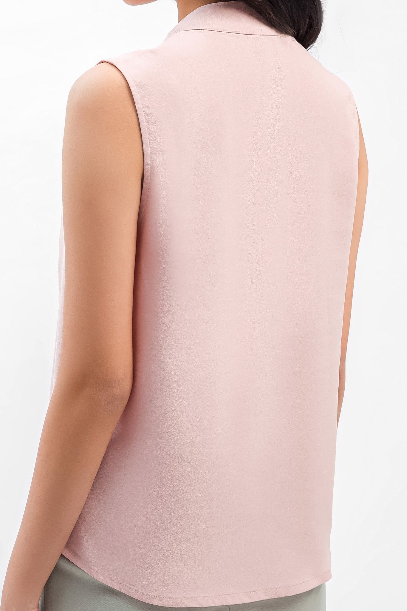 Áo kiểu nữ cổ V thanh lịch FWBL21SS37L