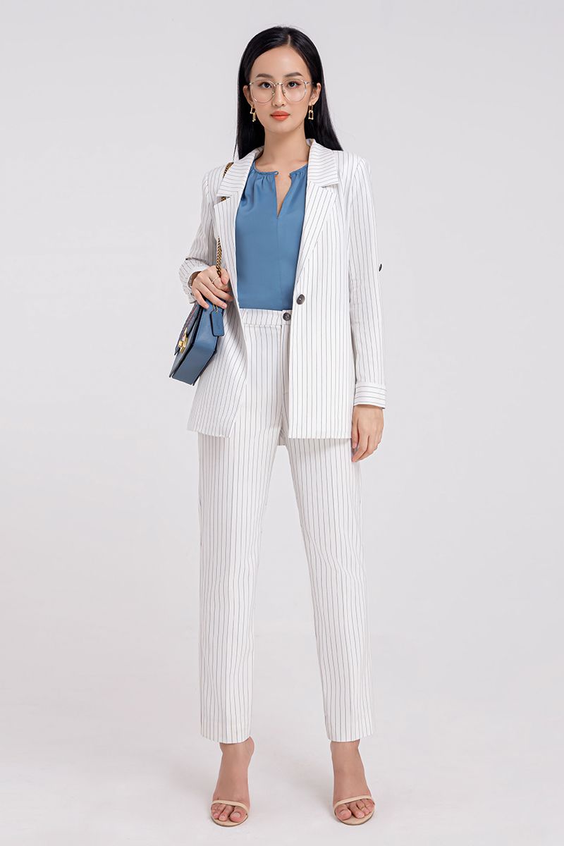 Áo blazer nữ kẻ sọc dọc FWBZ21SS01C