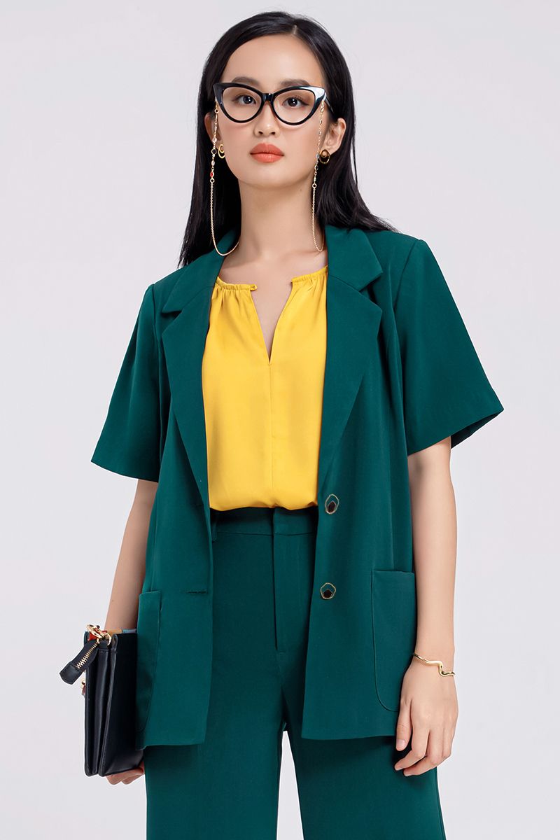 Áo khoác blazer nữ tay ngắn có túi FWBZ21SS07L