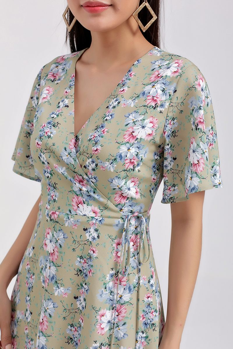 Đầm cổ tim đắp chéo thắt nơ eo FWDR20FH21C