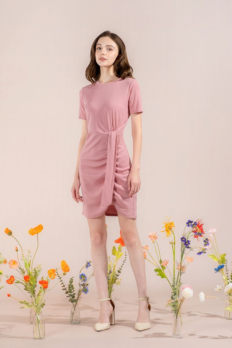 Đầm Tay Ngắn Form Suông FWDR24SS19G-C