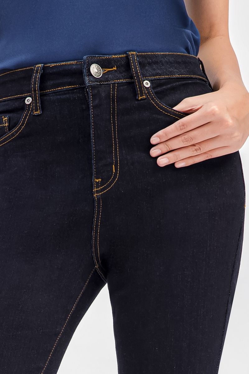 Quần jeans nữ form ôm FWJN20FH03H