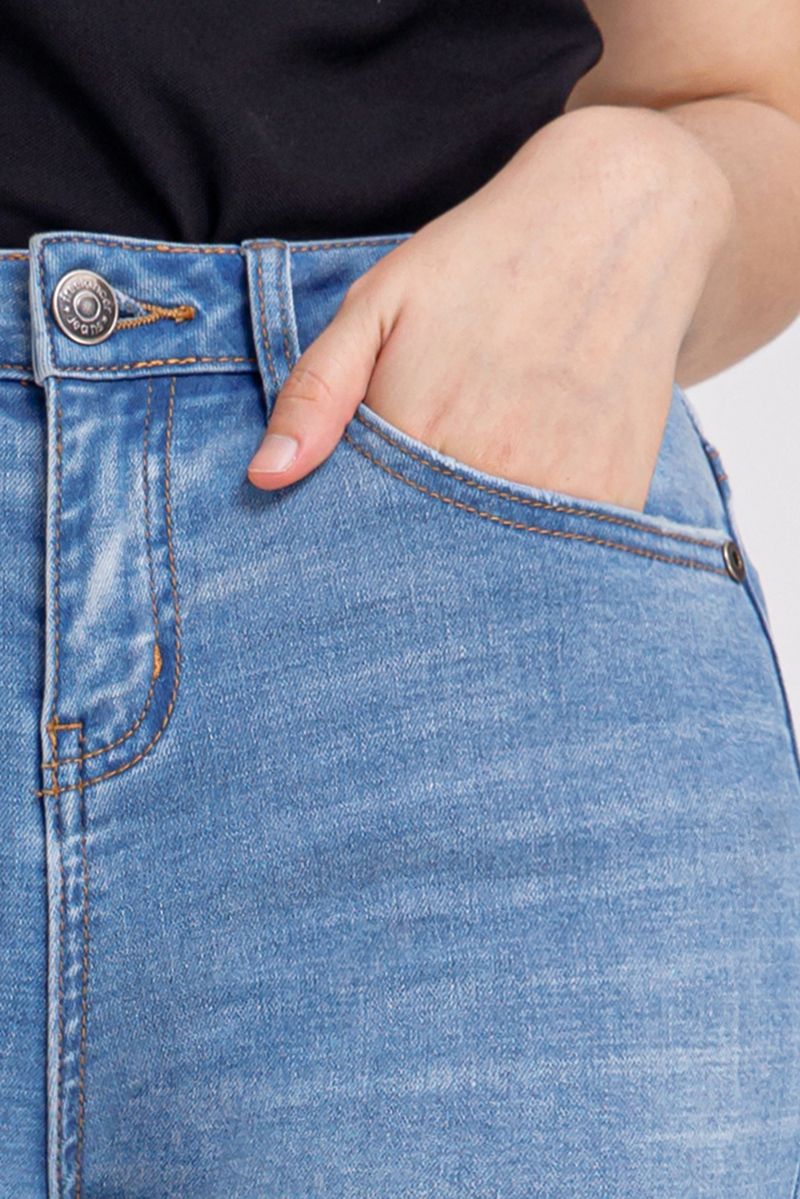 Quần jeans nữ form skinny ống tua rua FWJN21SS12C