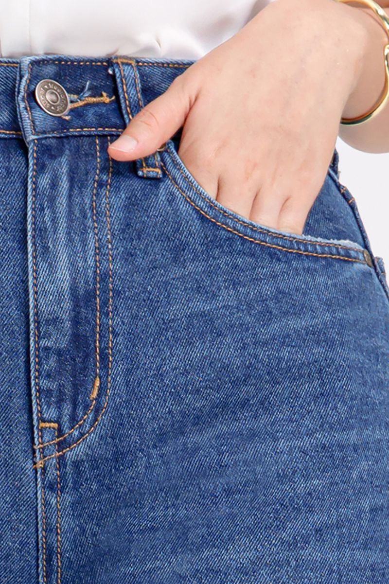 Quần jeans nữ Loose fit ống tua rua FWJN21SS13L