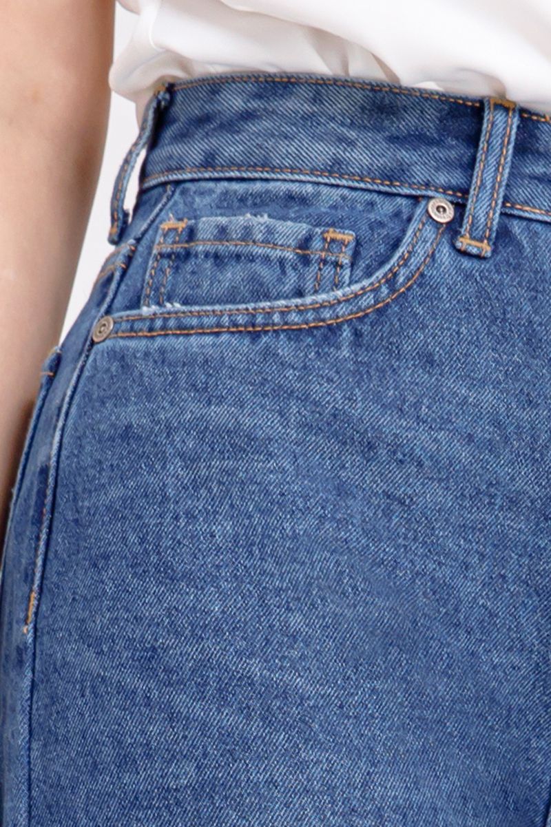 Quần jeans nữ Loose fit ống tua rua FWJN21SS13L