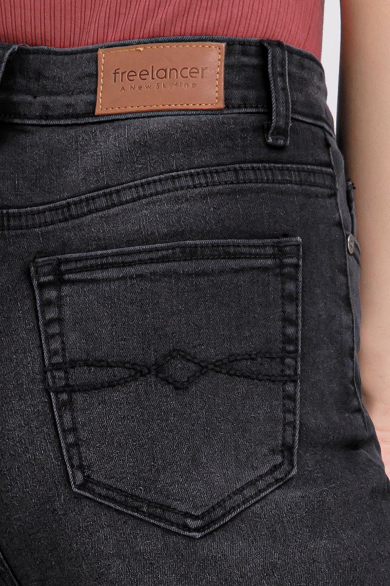 Quần jeans nữ form skinny có rách FWJN21SS14C