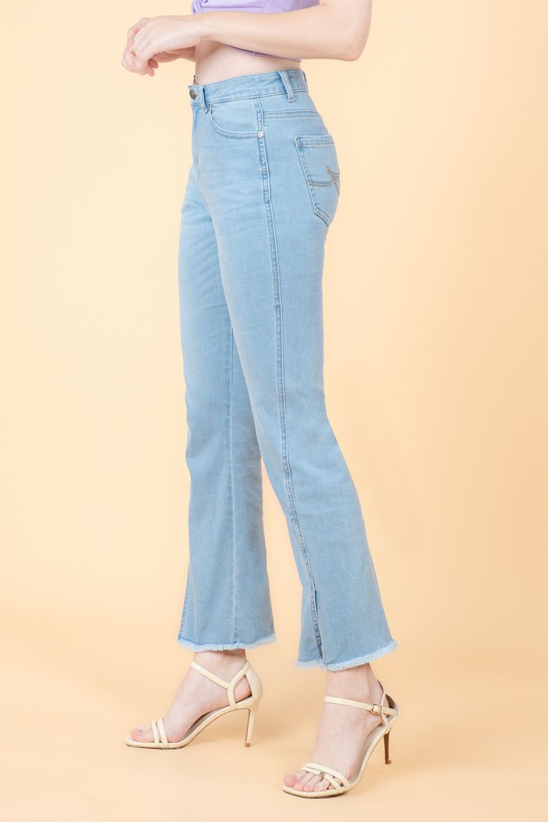  Quần Jean Nữ Xẻ Lai FWJN23SS01G 