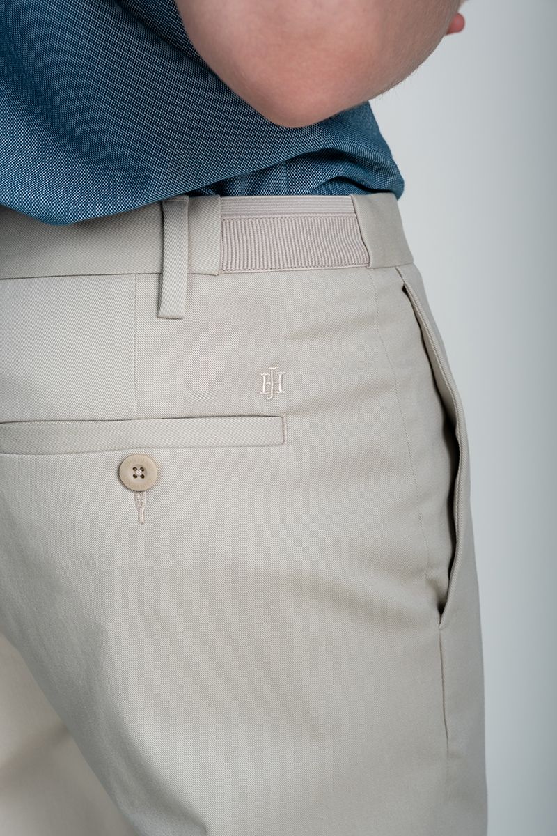 Quần Khaki Nam Form Ôm Thoải Mái KP25SS02P-EPWFSC