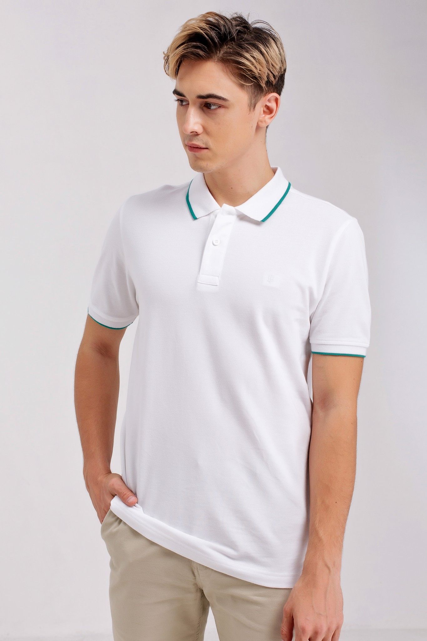 Áo thun có cổ tay ngắn KS20SS04C-SC