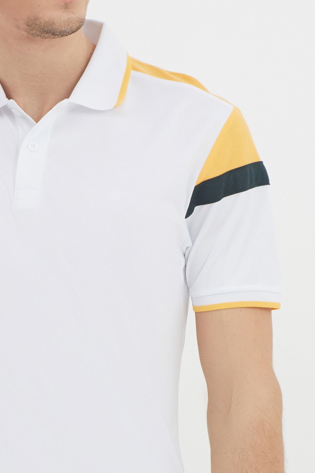 Áo thun cổ bẻ tay ngắn form vừa KS21SS07T-SCCP