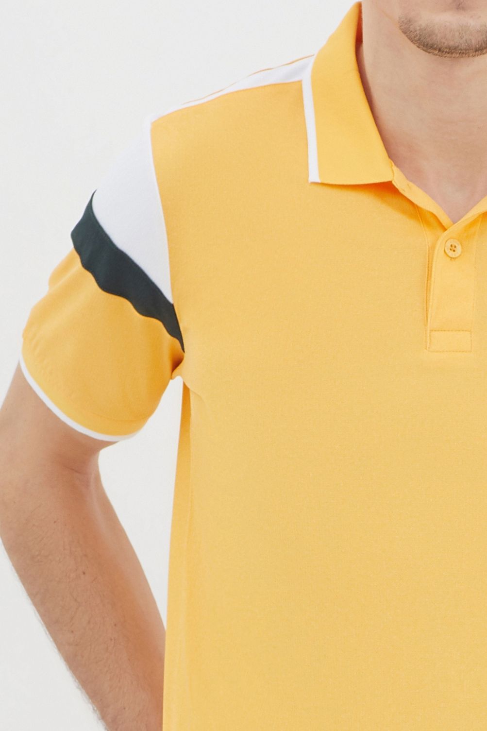 Áo thun cổ bẻ tay ngắn form vừa KS21SS07T-SCCP