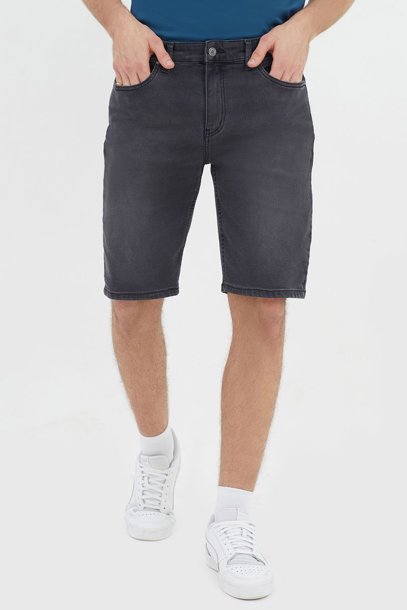 Quần shorts jean form vừa SP21SS04-JN