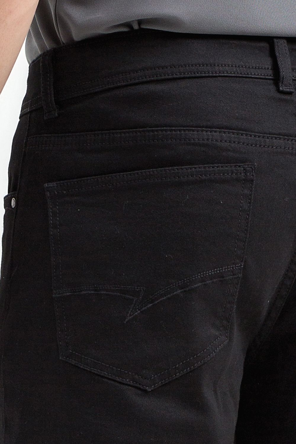 Quần shorts jean form vừa SP21SS05-JN