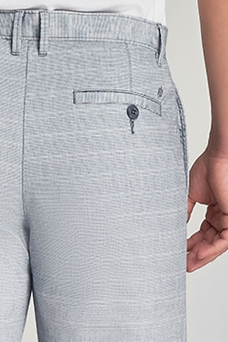 Quần shorts above knee có sọc SP21SS06P-AK