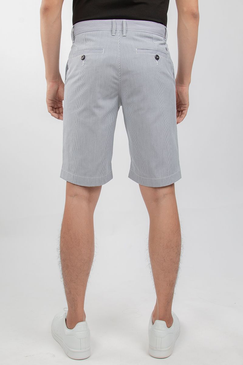 Quần shorts above knee có sọc SP21SS06P-AK