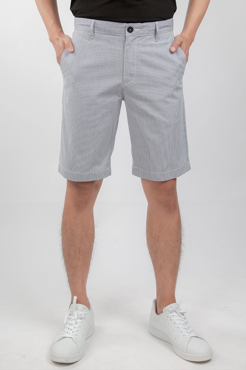 Quần shorts above knee có sọc SP21SS06P-AK