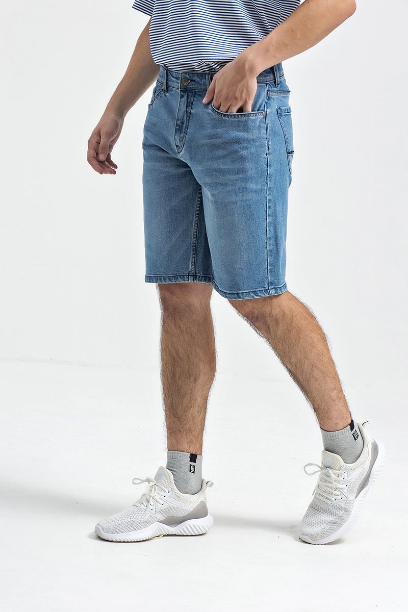 Quần shorts jean form vừa SP21SS21-JN