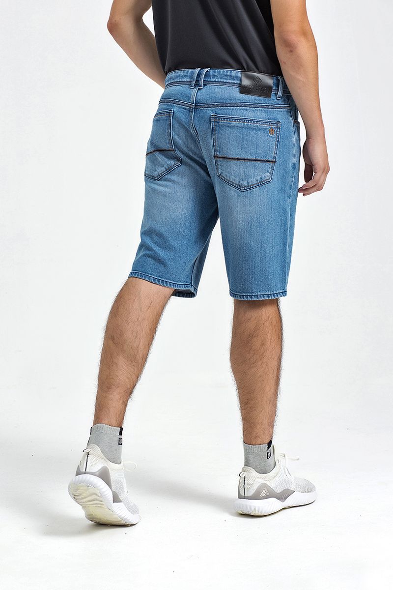 Quần shorts jean form vừa SP21SS25-JN