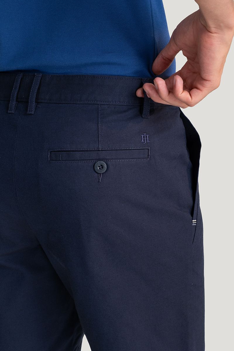 Quần Short Form Trên Gối SP25FH20C-AK