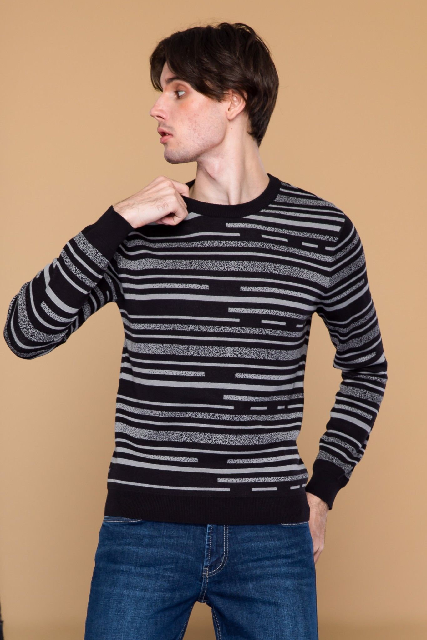 Áo len nam cổ tròn tay dài SW19FH15D-LA