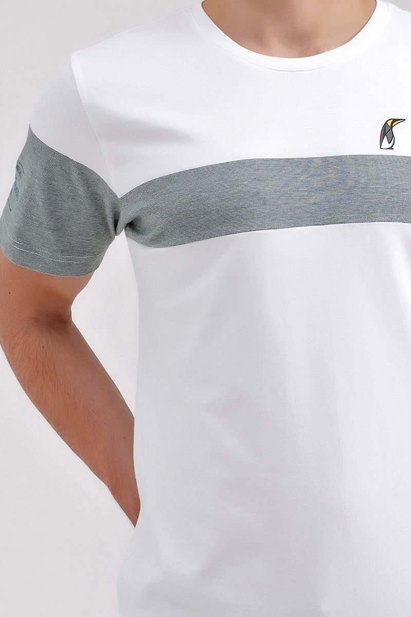 Áo thun cổ tròn họa tiết form ôm TS20FH23P-SC