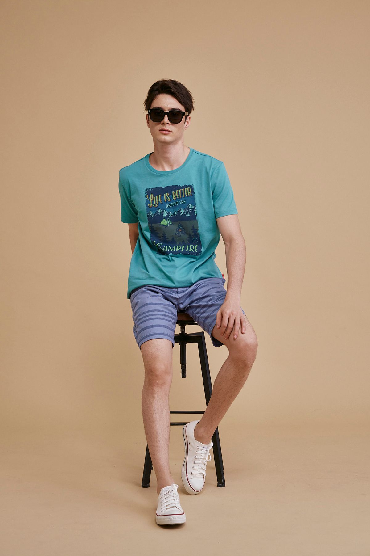 Áo thun cổ tròn form vừa in hình TS21SS09T-RG