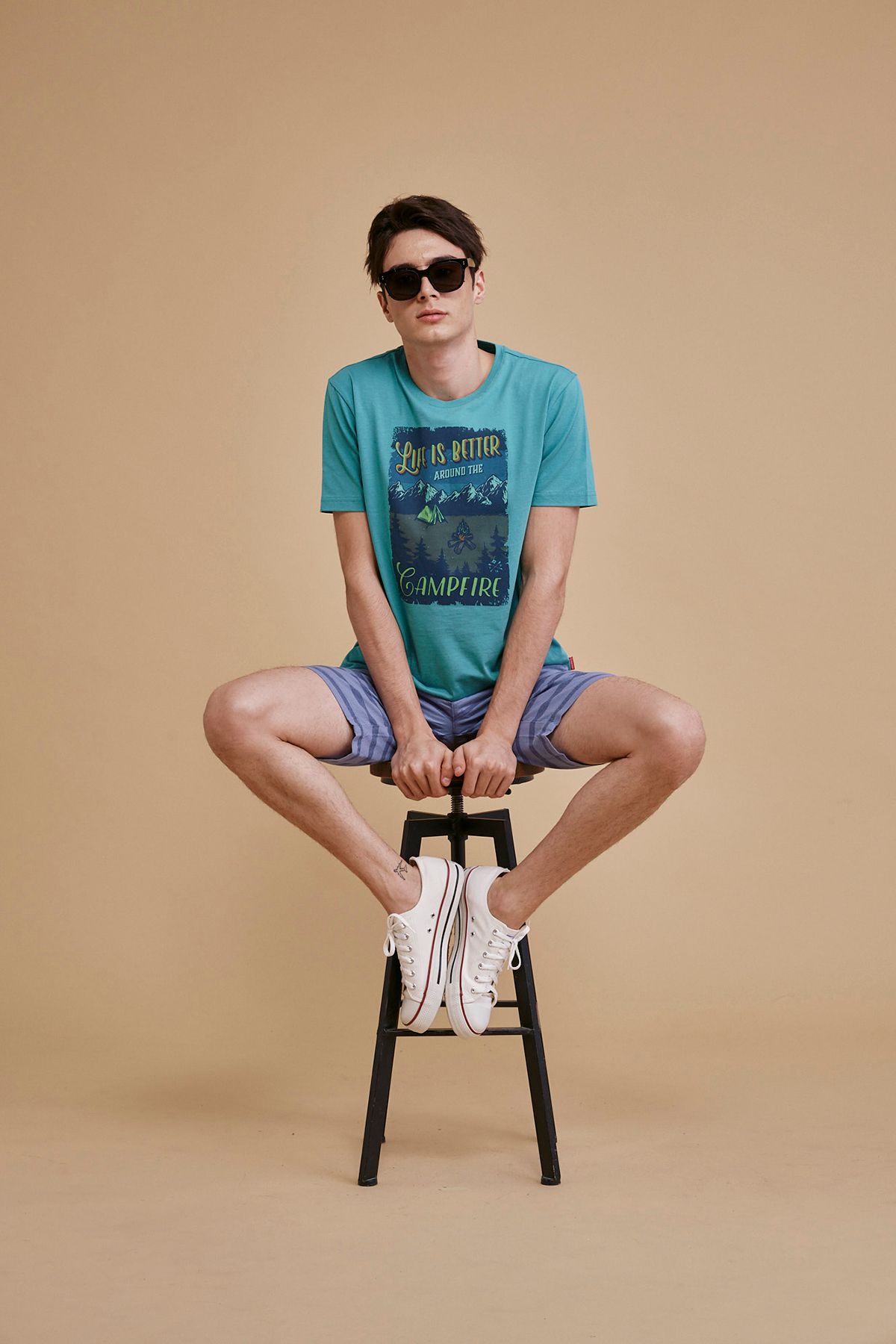 Áo thun cổ tròn form vừa in hình TS21SS09T-RG