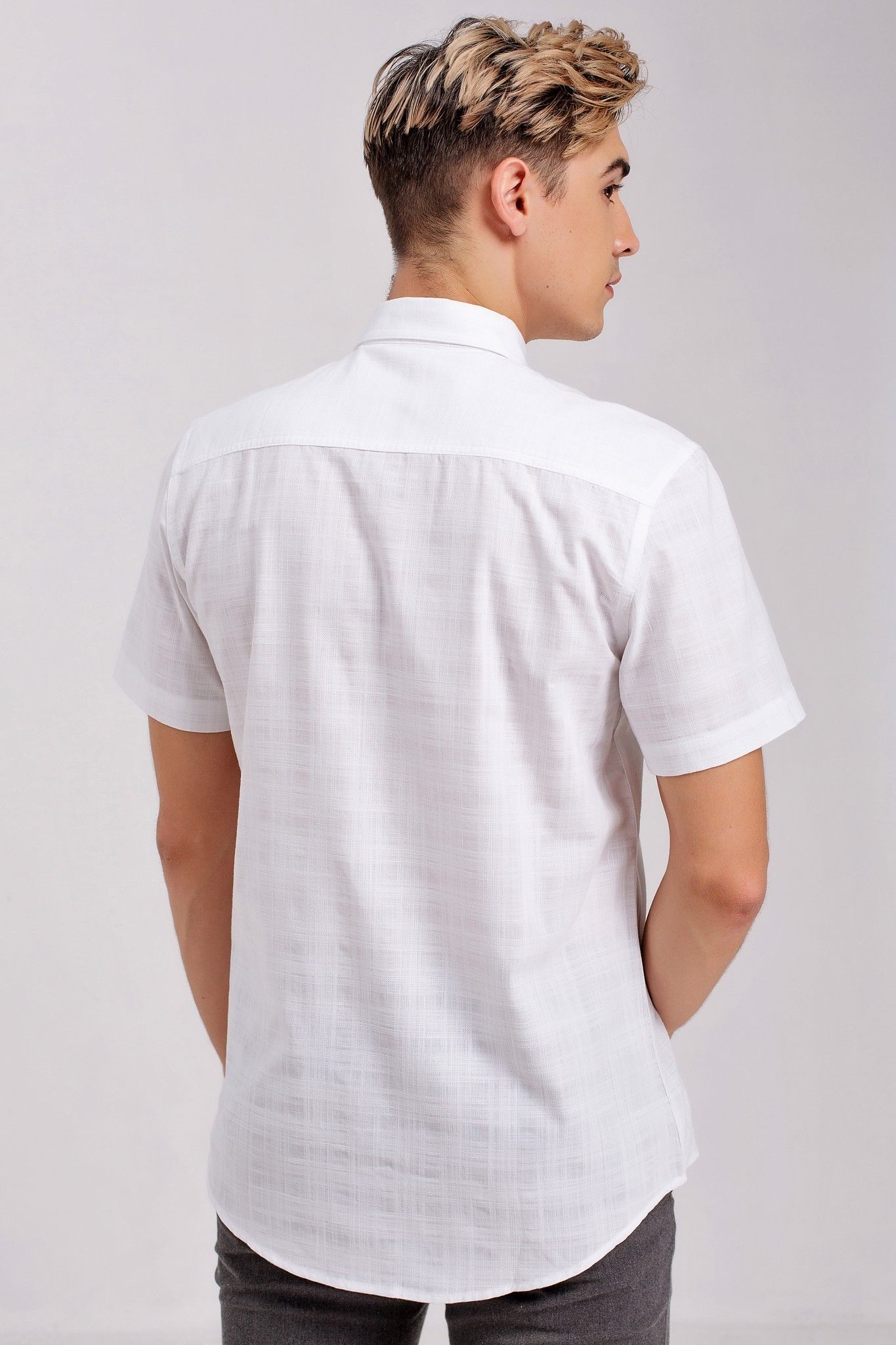 Áo sơ mi tay ngắn basic WS20SS25P-SC